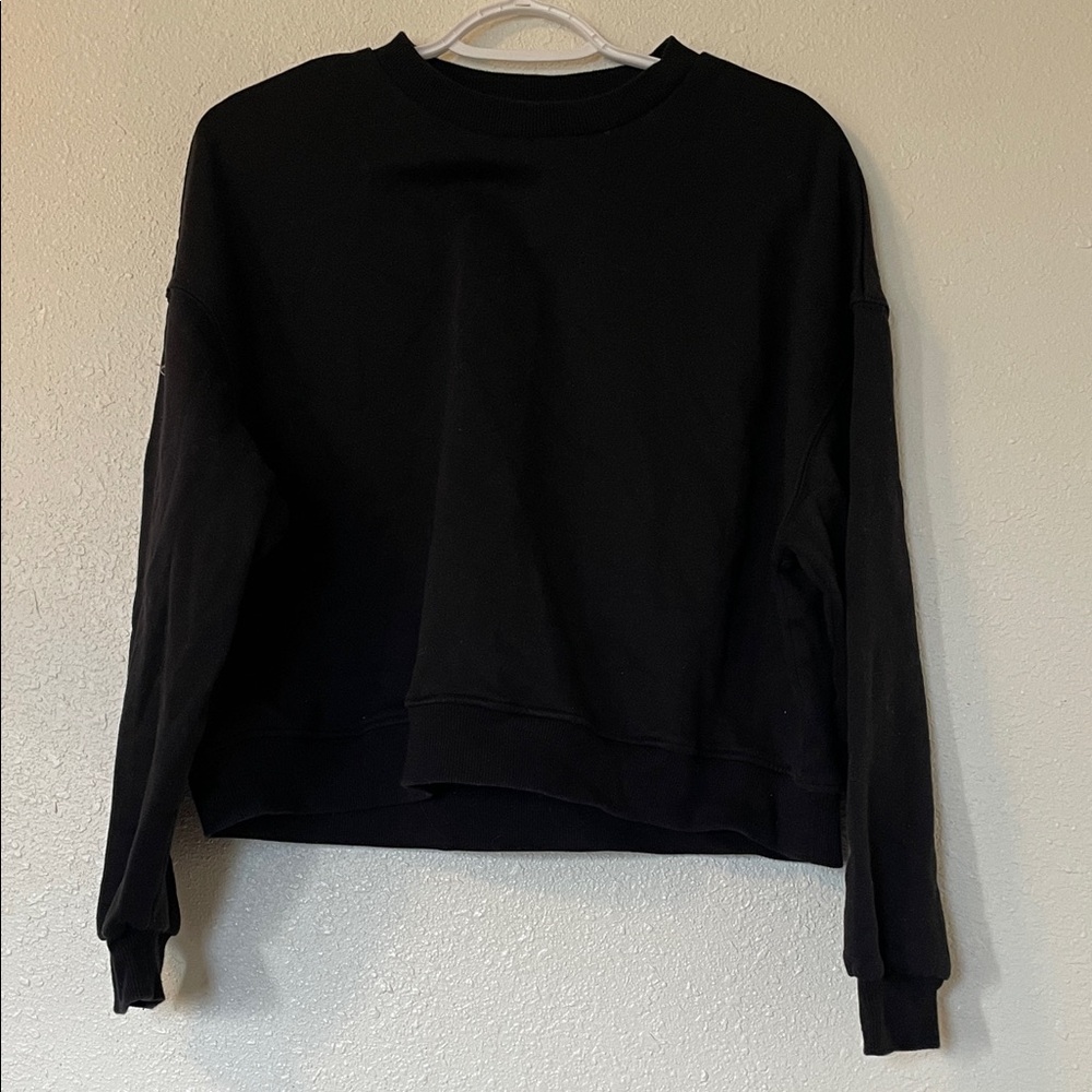H&M Classic Black Crewneck Sweatshirt